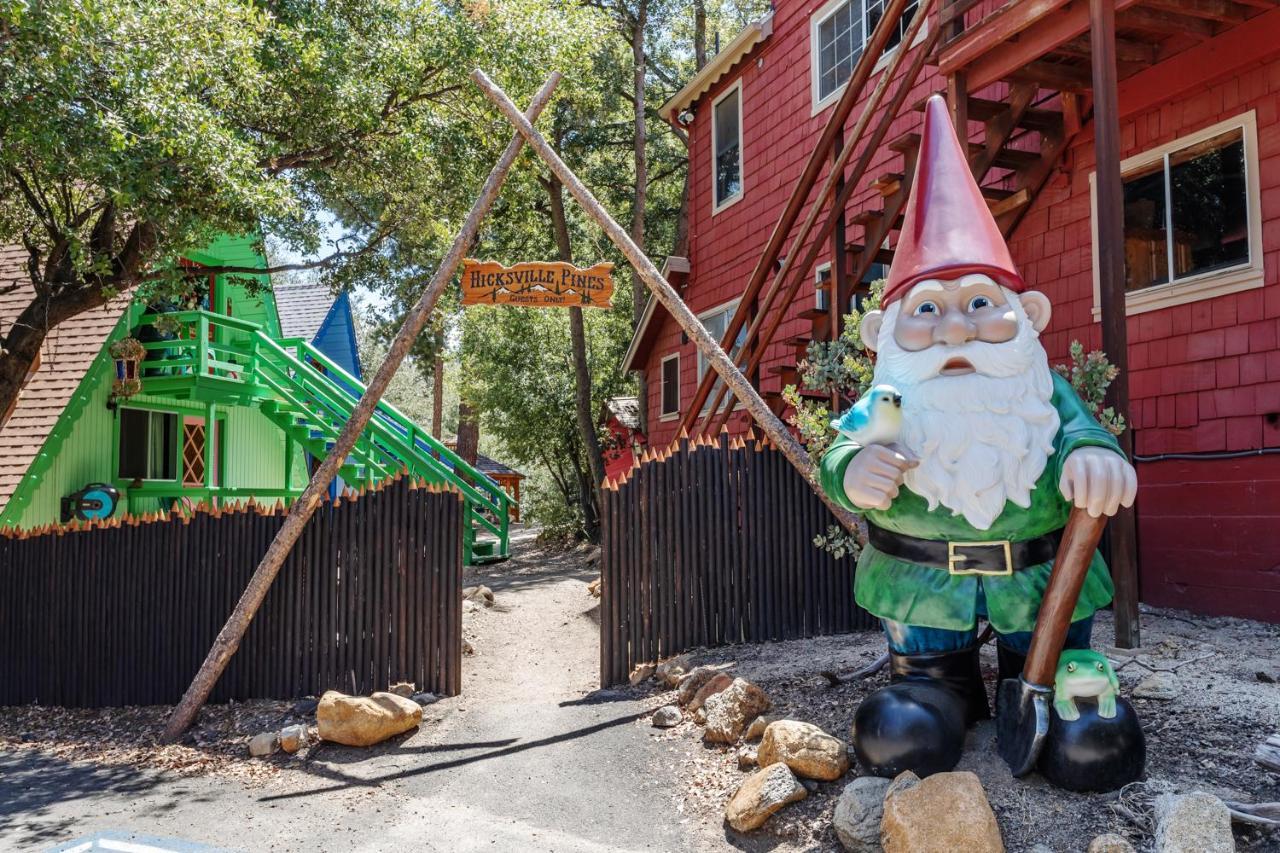 Hicksville Pines Chalets & Motel Idyllwild Zewnętrze zdjęcie