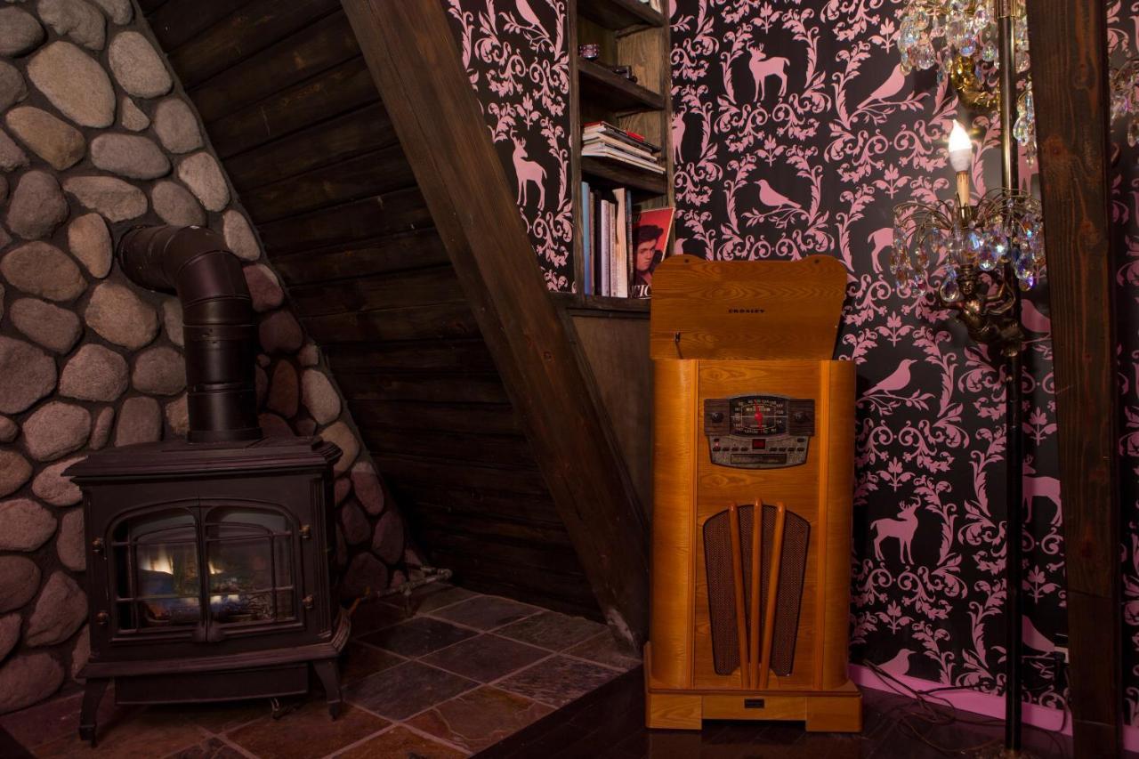 Hicksville Pines Chalets & Motel Idyllwild Zewnętrze zdjęcie